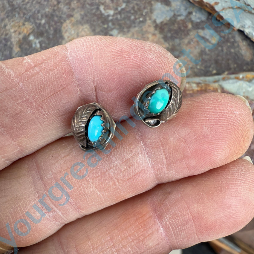 Vintage Navajo Sterling Silver & Turquoise Pierced Stud Post Earrings Earrings