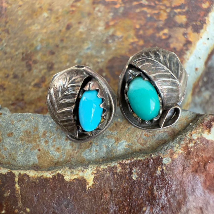 Vintage Navajo Sterling Silver & Turquoise Pierced Stud Post Earrings Earrings