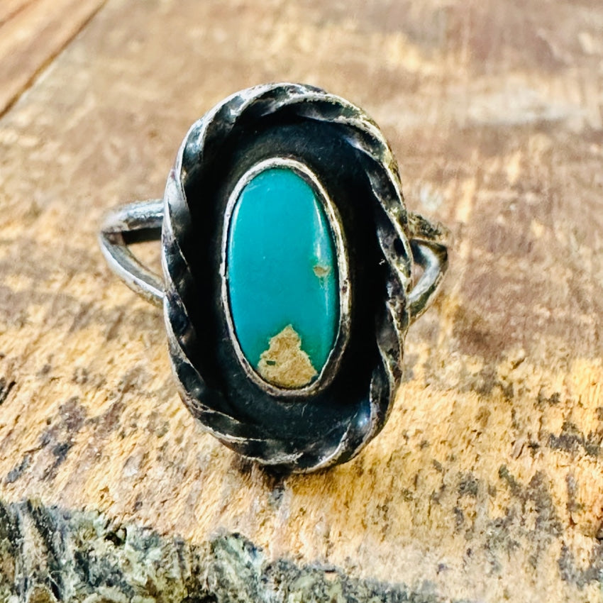Vintage Navajo Sterling Silver Turquoise Ring Size 4.5