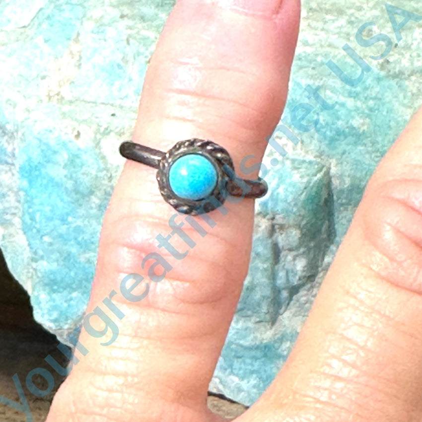 Vintage Navajo Sterling Silver Turquoise Ring Size 4