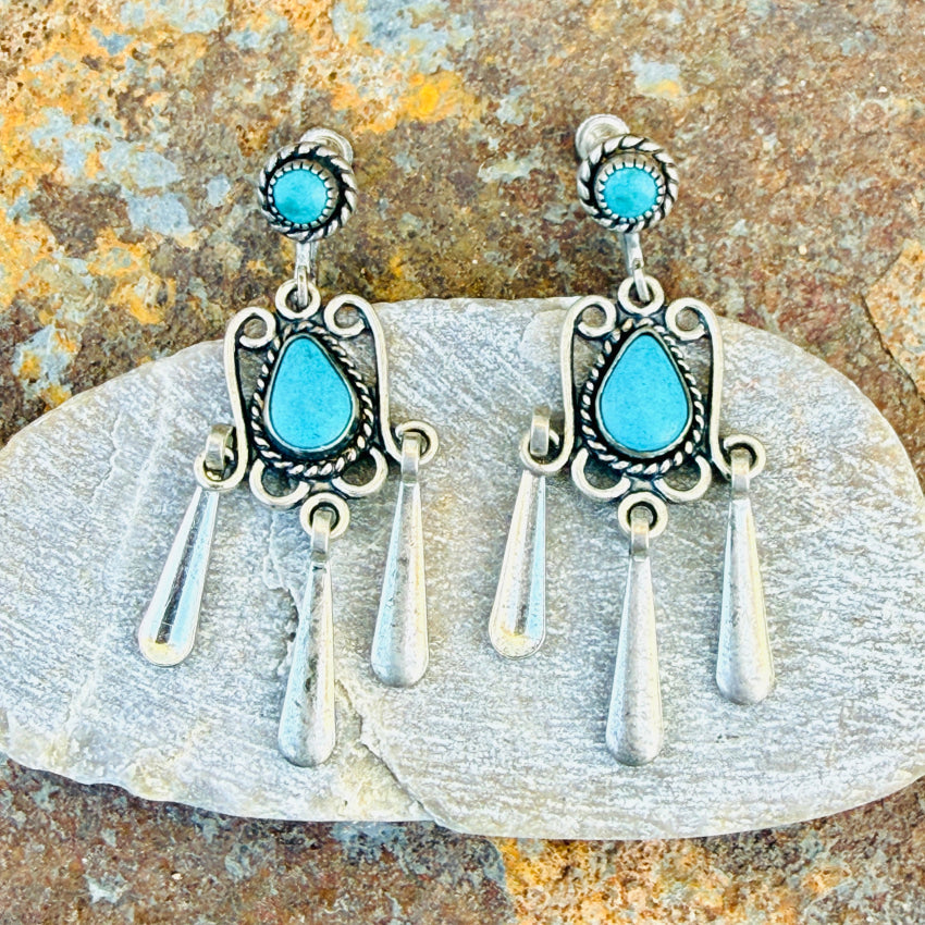Vintage Navajo Sterling Silver & Turquoise Screw Back Earrings earrings