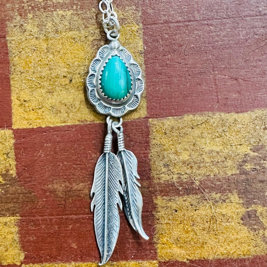 Vintage Navajo Sterling Silver Two Feather Malachite Pendant Chain Necklace