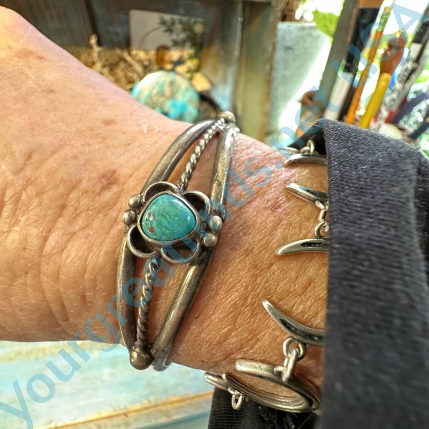 Vintage Navajo Turquoise Sterling Silver Cuff Bracelet