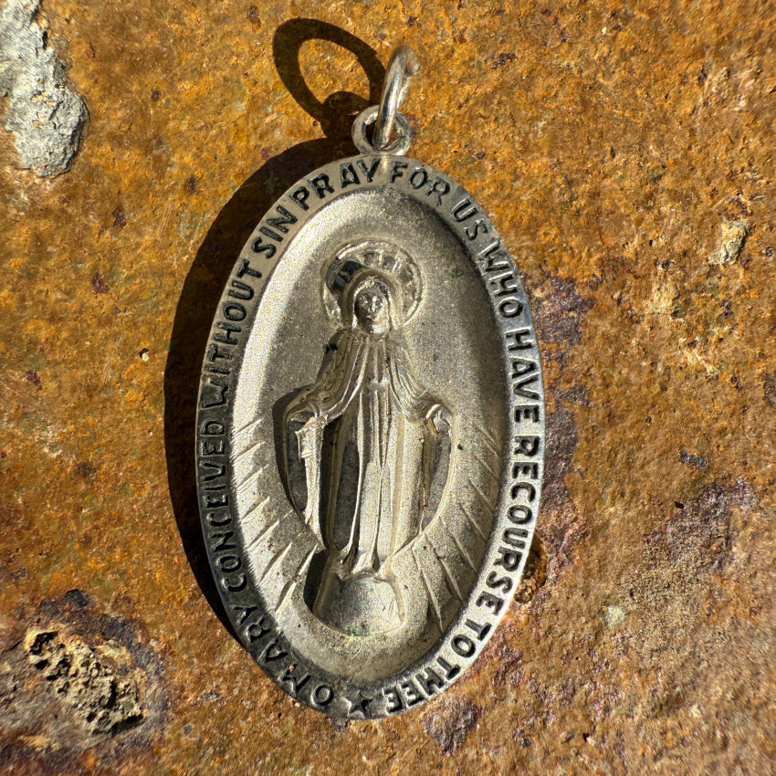 Vintage Oval Sterling Silver Miraculous Mary Pendant Chapel