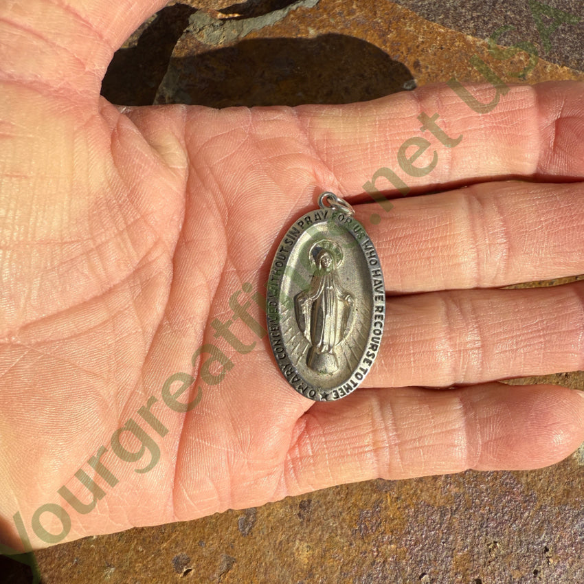 Vintage Oval Sterling Silver Miraculous Mary Pendant Chapel