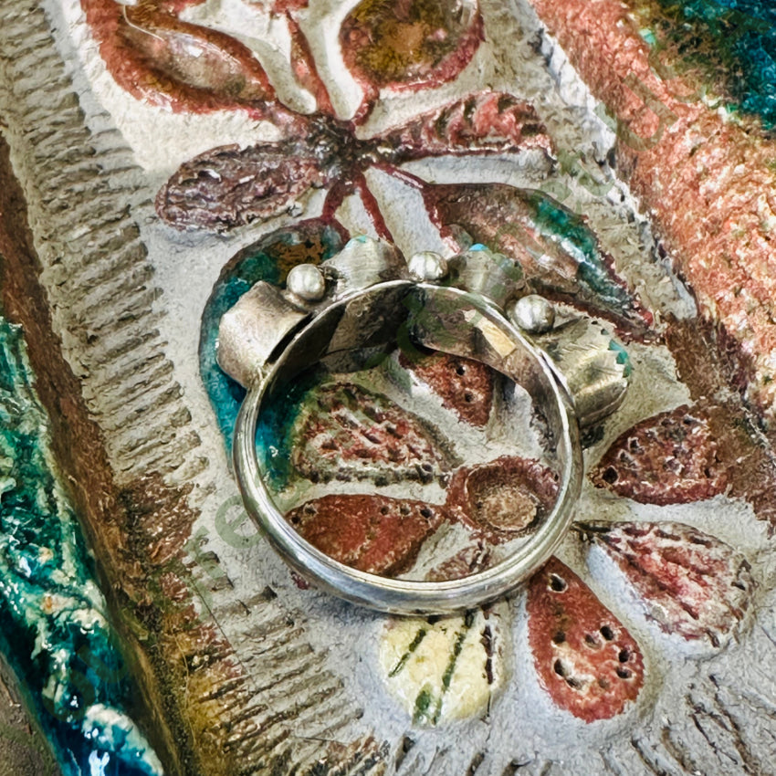 Vintage Rustic Zuni Sterling Silver Turquoise Row Ring Size 6