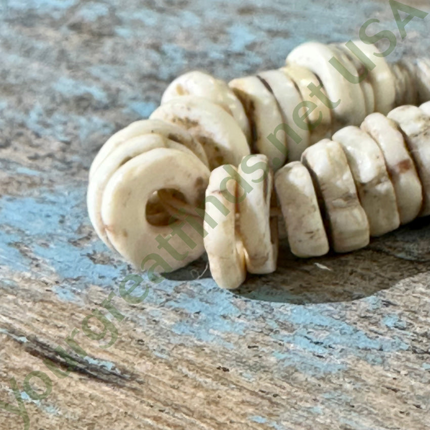 Vintage Santo Domingo Drilled Shell Turquoise Necklace