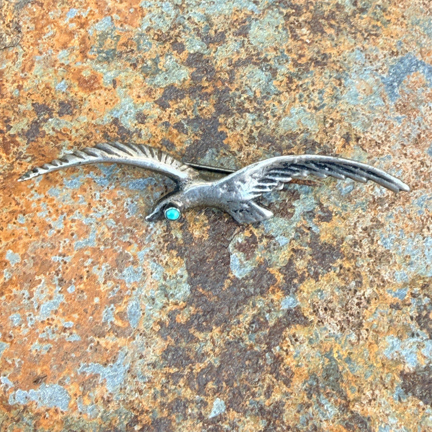Vintage Sea Gull PIn Sterling Silver & Turquoise Eyes brooch pin