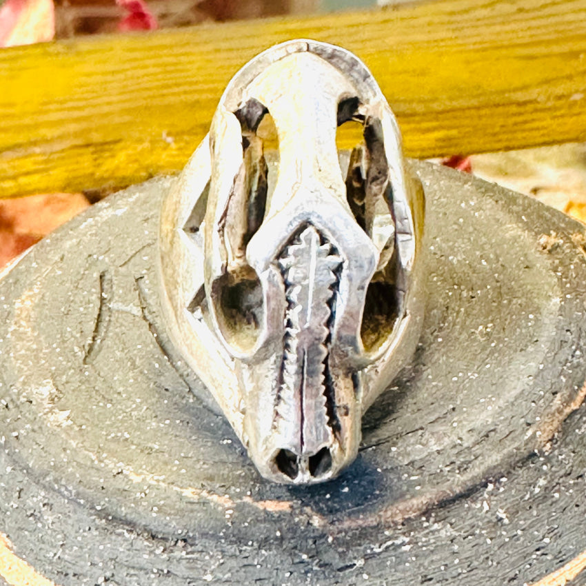 Vintage Solid Sterling Silver Southwestern Wolf Skull Ring Size 12.5