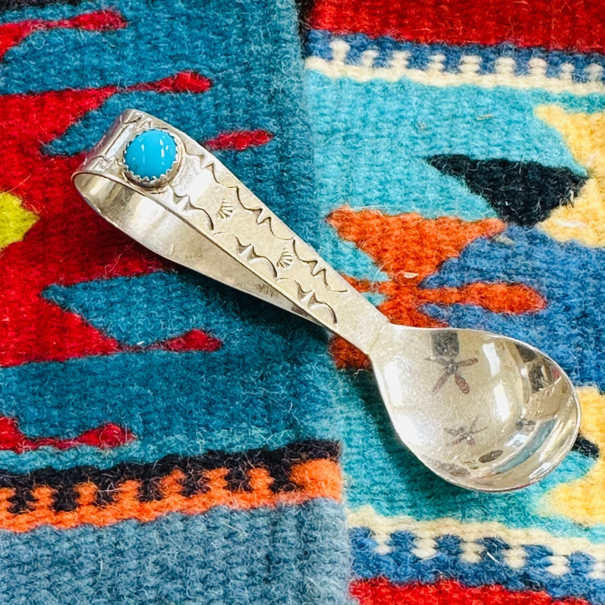 https://yourgreatfinds.net/cdn/shop/files/vintage-solid-sterling-silver-turquoise-baby-spoon-jeffrey-castillo-navajo-990_1200x.jpg?v=1690242969