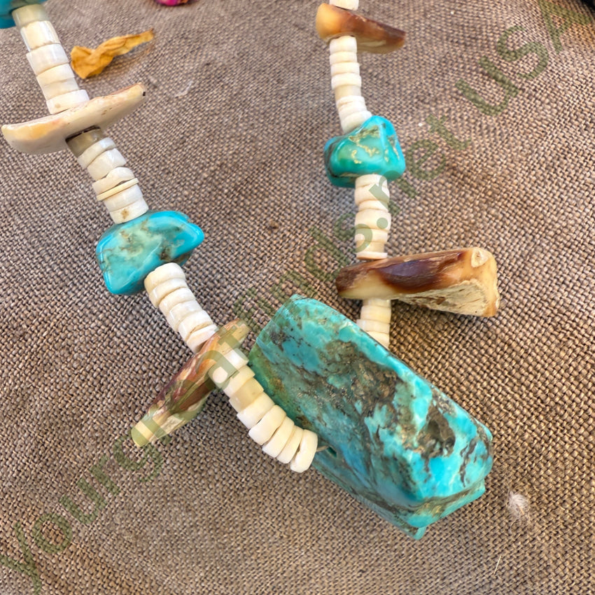 Vintage Southwestern Shell & Turquoise Chunky Necklace necklace