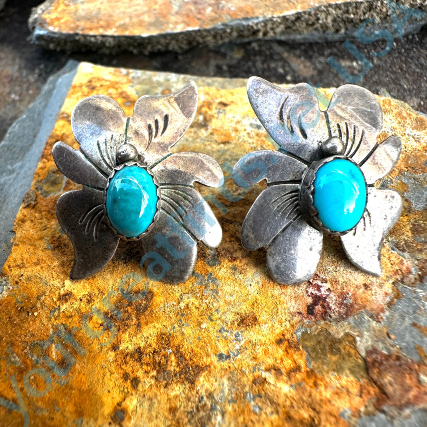 Vintage Southwestern Sterling Silver & Turquoise Flower Pierced Post Earrings Earrings