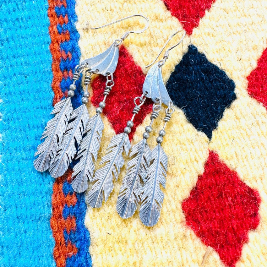 Vintage Sterling Silver 3 Feather Pierced Earrings Southwestern