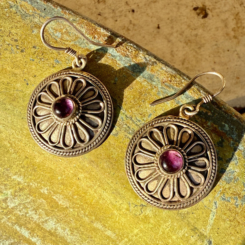 Vintage Sterling Silver & Amethyst Pierced Earrings earrings