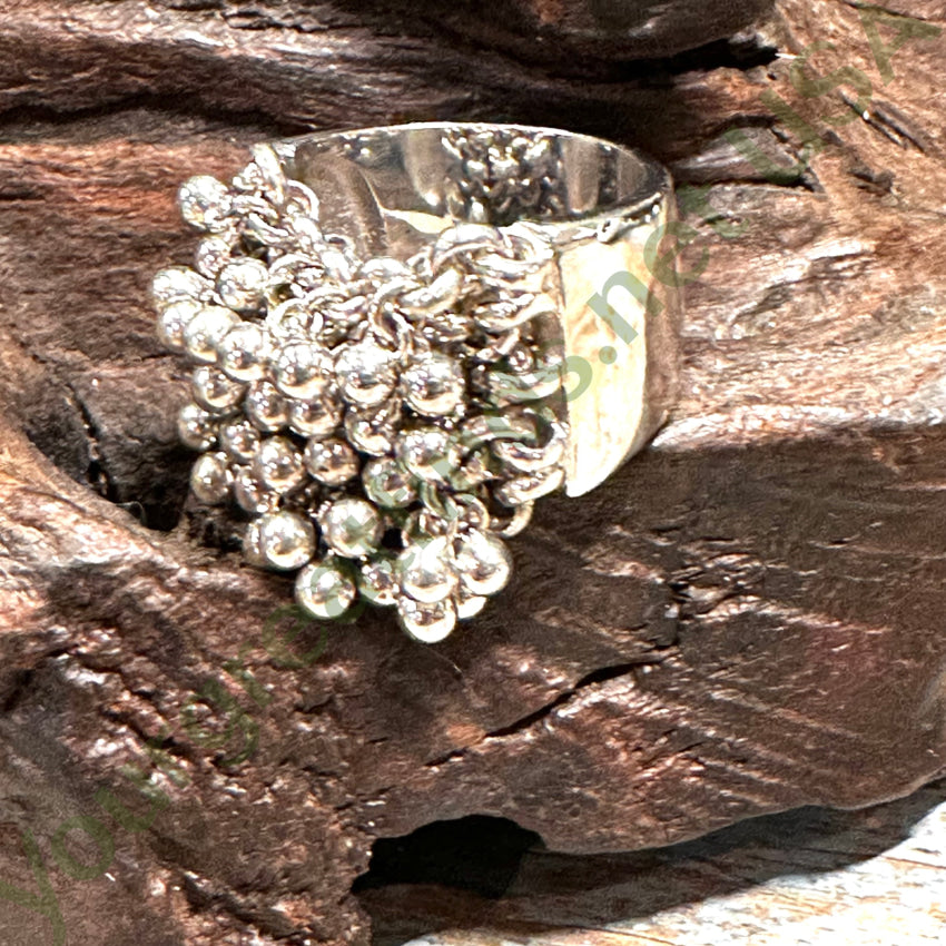 Vintage Sterling Silver Balls & Chains Ring 7.5