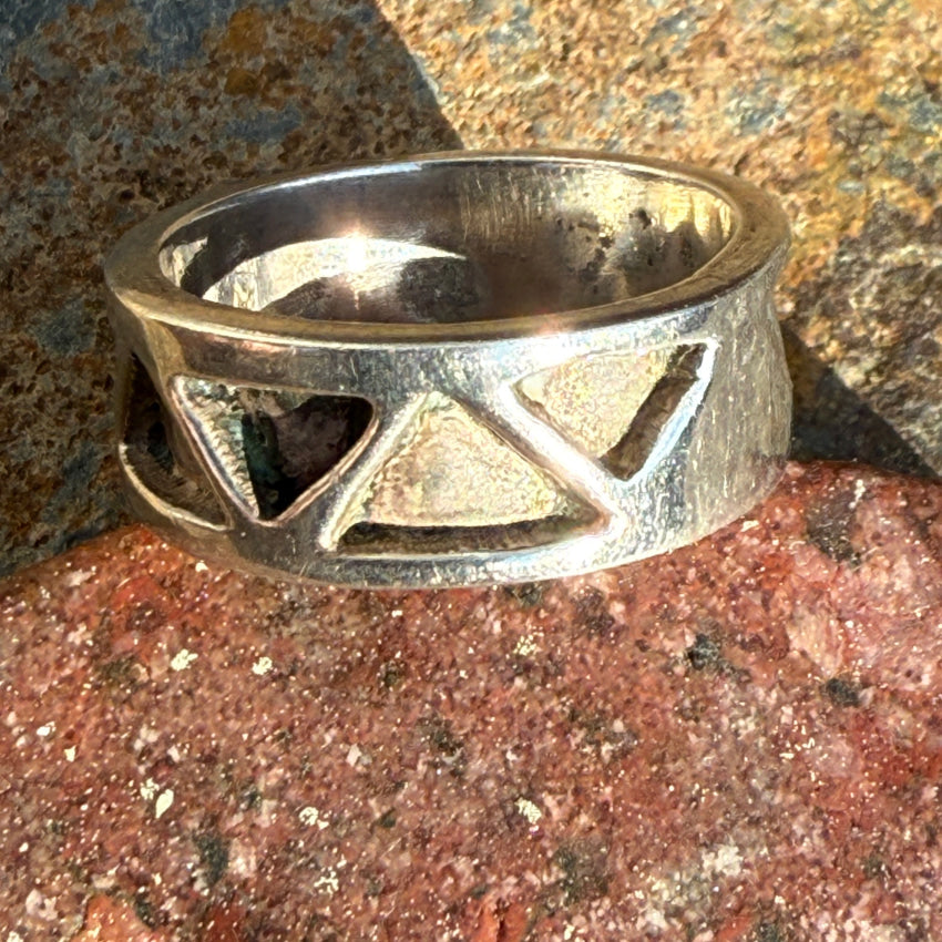 Vintage Sterling Silver Band Ring Size 8 ring