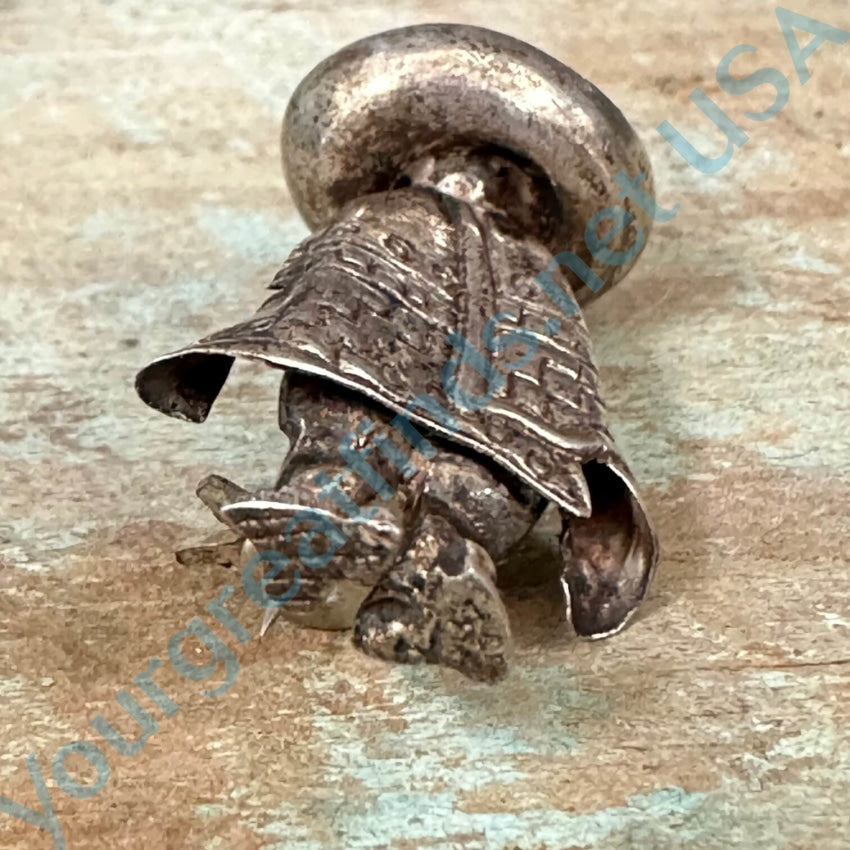 Vintage Sterling Silver Big Feet Mexican Souvenir Pin