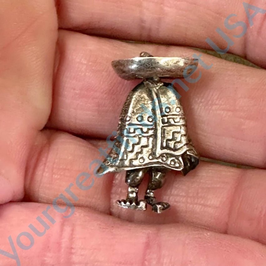 Vintage Sterling Silver Big Feet Mexican Souvenir Pin