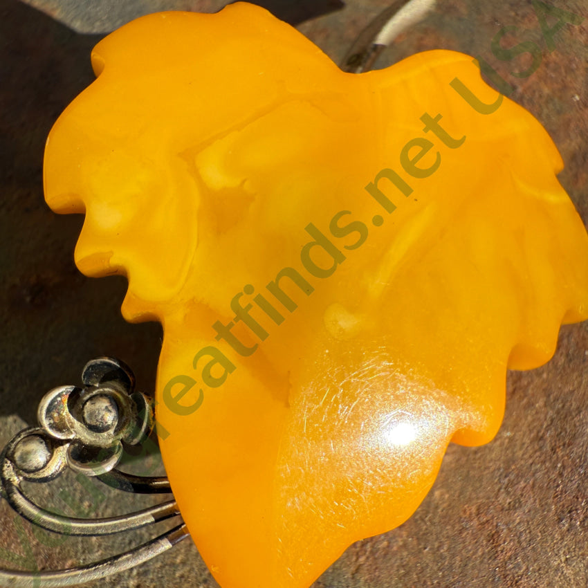 Vintage Sterling Silver & Egg Yolk Amber Grape Leaf Pin pin brooch