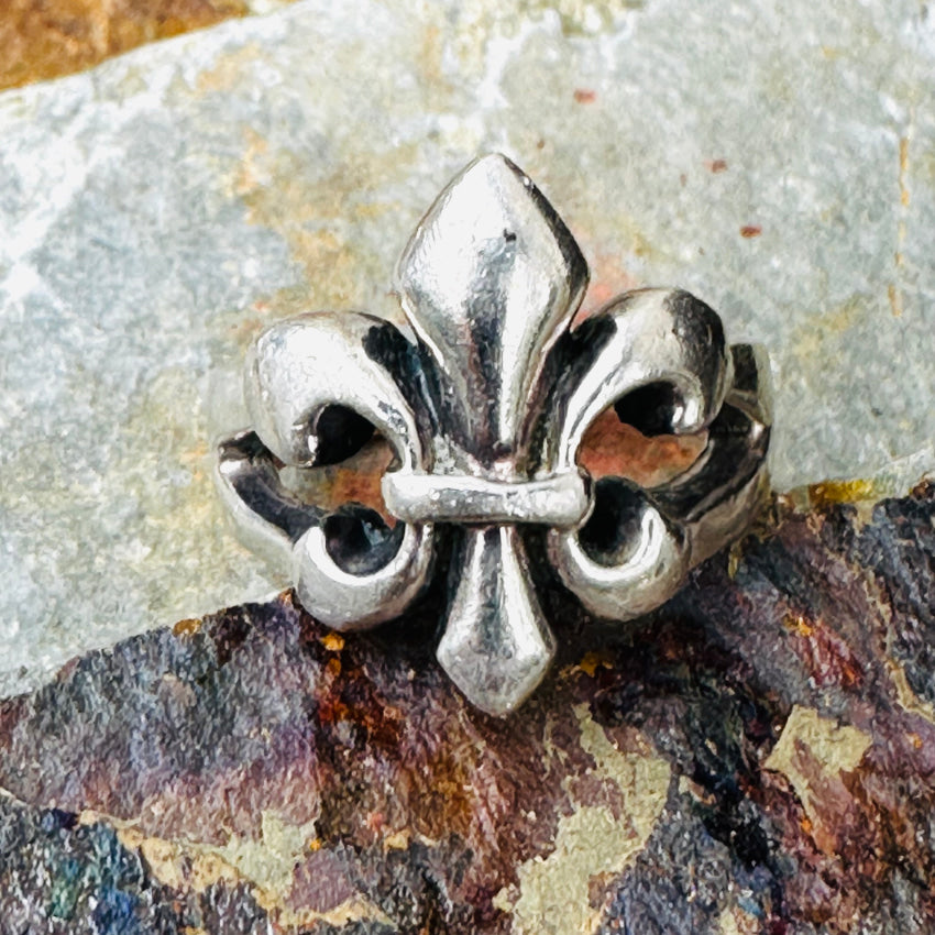 Vintage Sterling Silver Fleur Di Lis Ring Size 6.5 Ring