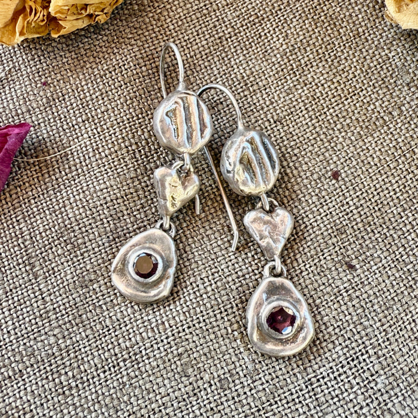 Vintage Sterling Silver & Garnet Pierced Earrings earrings