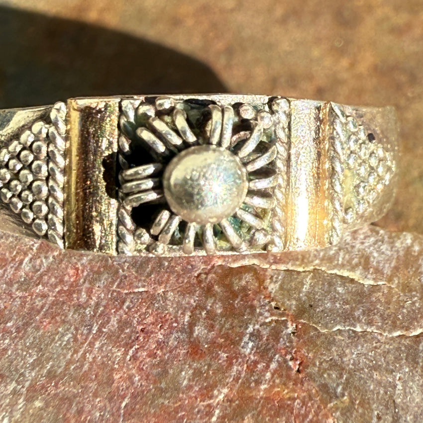 Vintage Sterling Silver & Gold Cannetille Band Ring Size 7.75 ring