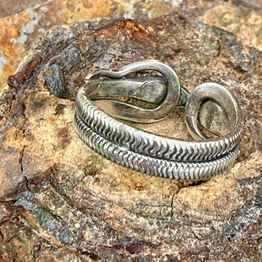 Vintage Sterling Silver & Gold Double Serpent Snake Ring Size 8.5 ring