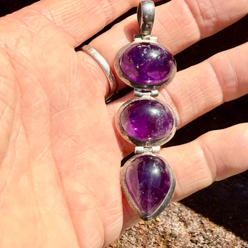 Vintage Sterling Silver & Grape Amethyst Stoplight Pendant pendant