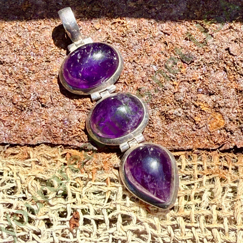 Vintage Sterling Silver & Grape Amethyst Stoplight Pendant pendant