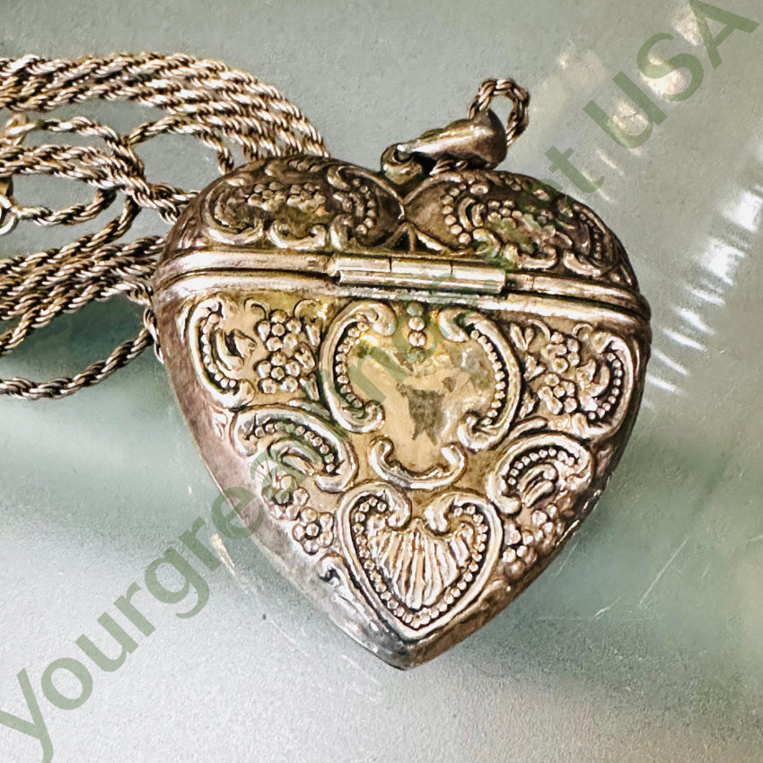 Vintage Sterling Silver Heart Reliquary Pendant & Chain Necklace Necklace