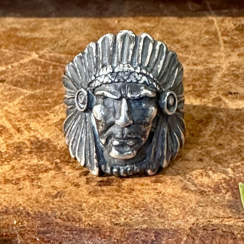 Vintage Sterling Silver Indian Chief In War Bonnet Ring 9.5
