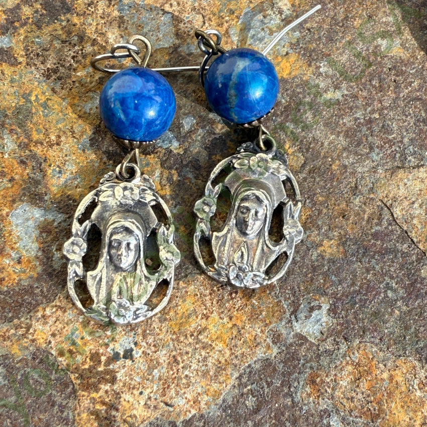 Vintage Sterling Silver & Lapis Lazuli Sacred Mother Pierced Earrings earrings