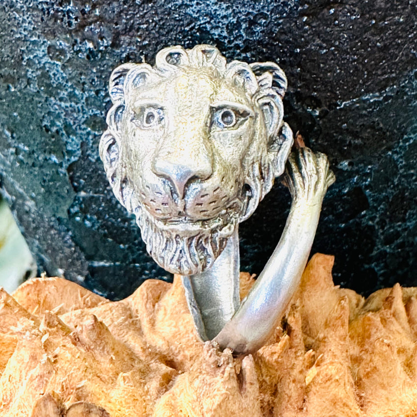 Vintage Sterling Silver Leo Lion Ring Size 8