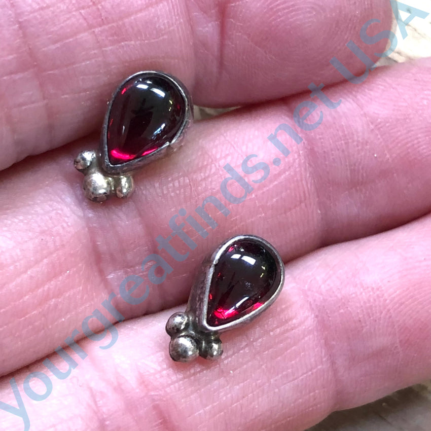 Vintage Sterling Silver Pierced Post Stud Earrings With Red Garnets