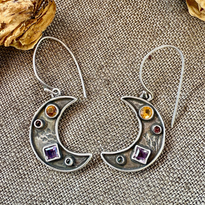 Vintage Sterling Silver Quarter Moon Pierced Gemstone Earrings rings