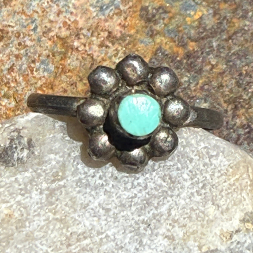Vintage Sterling Silver Raindrops & Turquoise Baby Ring ring