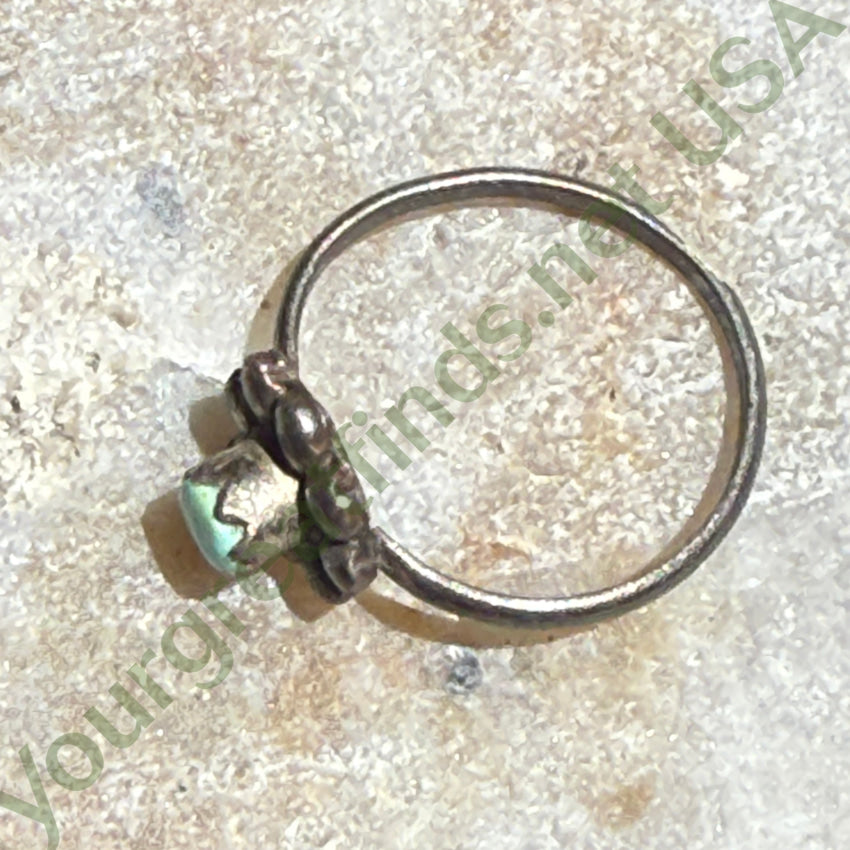 Vintage Sterling Silver Raindrops & Turquoise Baby Ring ring