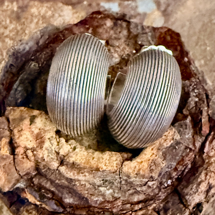 Vintage Sterling Silver Reeded Hoop Earrings Pierced Post earrings