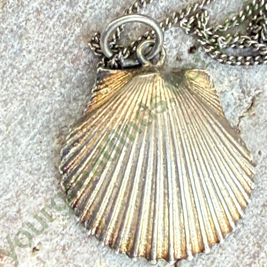 Vintage Sterling Silver Scallop Shell Necklace necklace