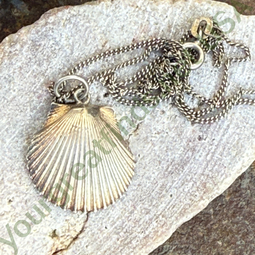 Vintage Sterling Silver Scallop Shell Necklace necklace