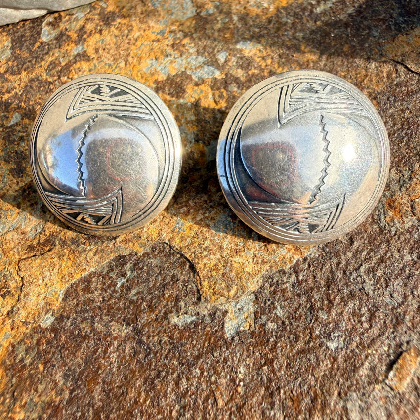 Vintage Sterling Silver Southwestern Button Pierced Post Earrings pierced post earrings