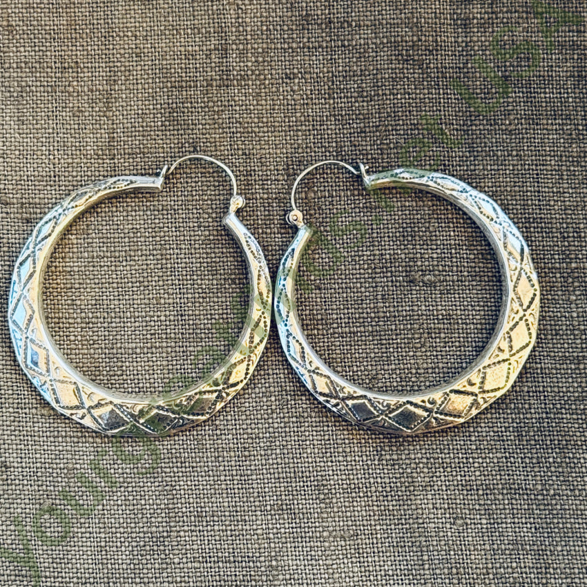 Vintage Sterling Silver Southwestern Hoop Earrings 2’’ pin
