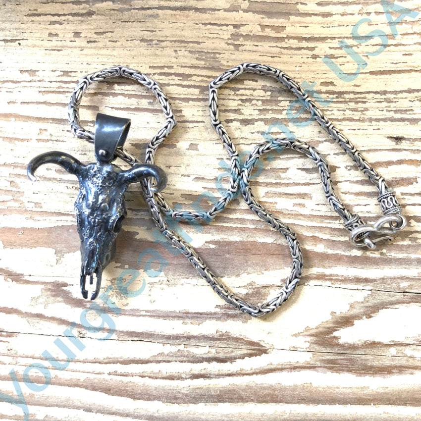 Vintage Sterling Silver Southwestern Ranch Skull Necklace