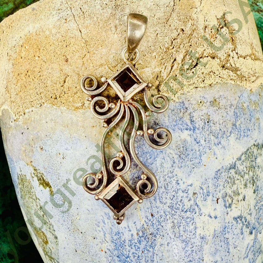 Vintage Sterling Silver Spiral Pendant pendant