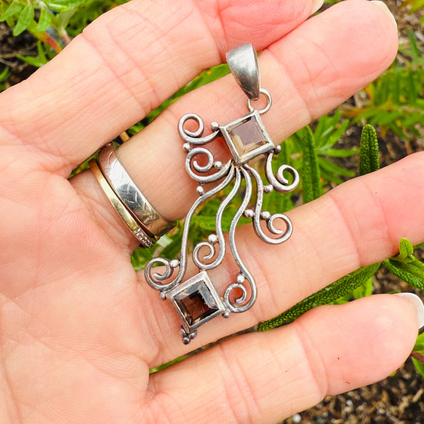 Vintage Sterling Silver Spiral Pendant pendant