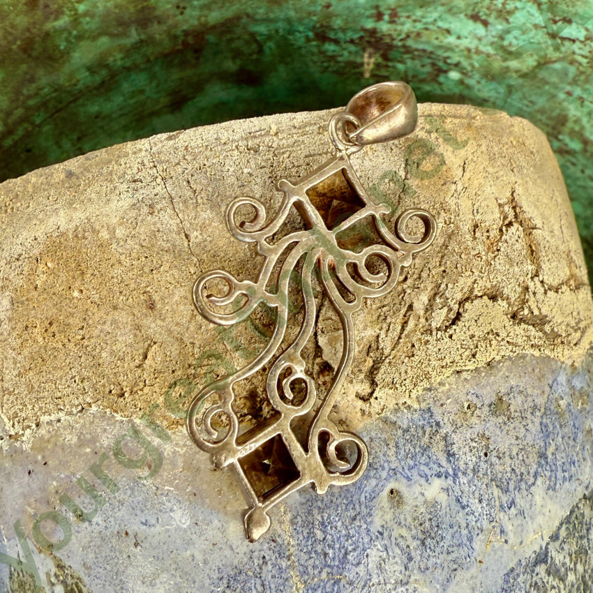 Vintage Sterling Silver Spiral Pendant pendant