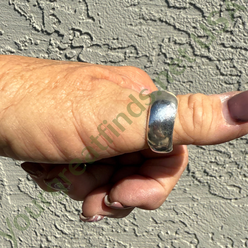 Vintage Sterling Silver Wavy Band ring Size 11 Ring