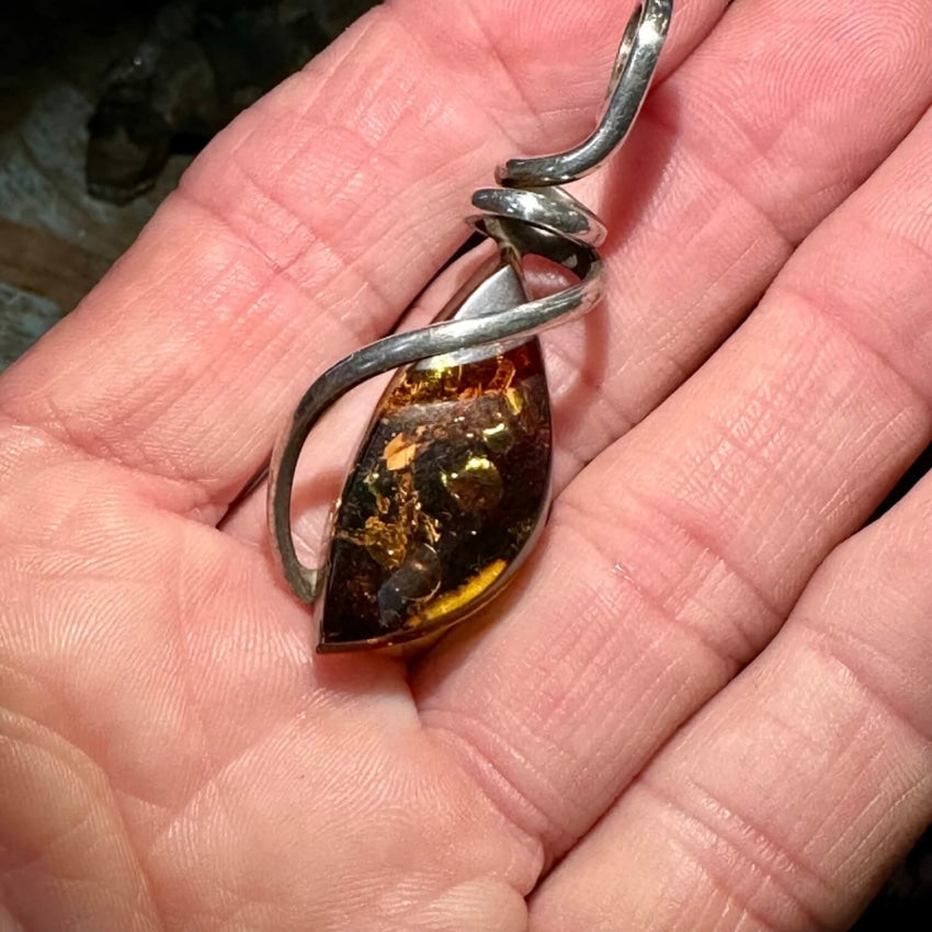 Vintage Sterling Silver Wire Wrap Amber Pendant