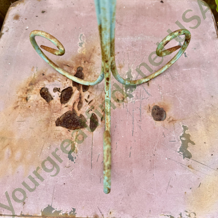 Vintage Wire Bouquet Stand in Blue Paint