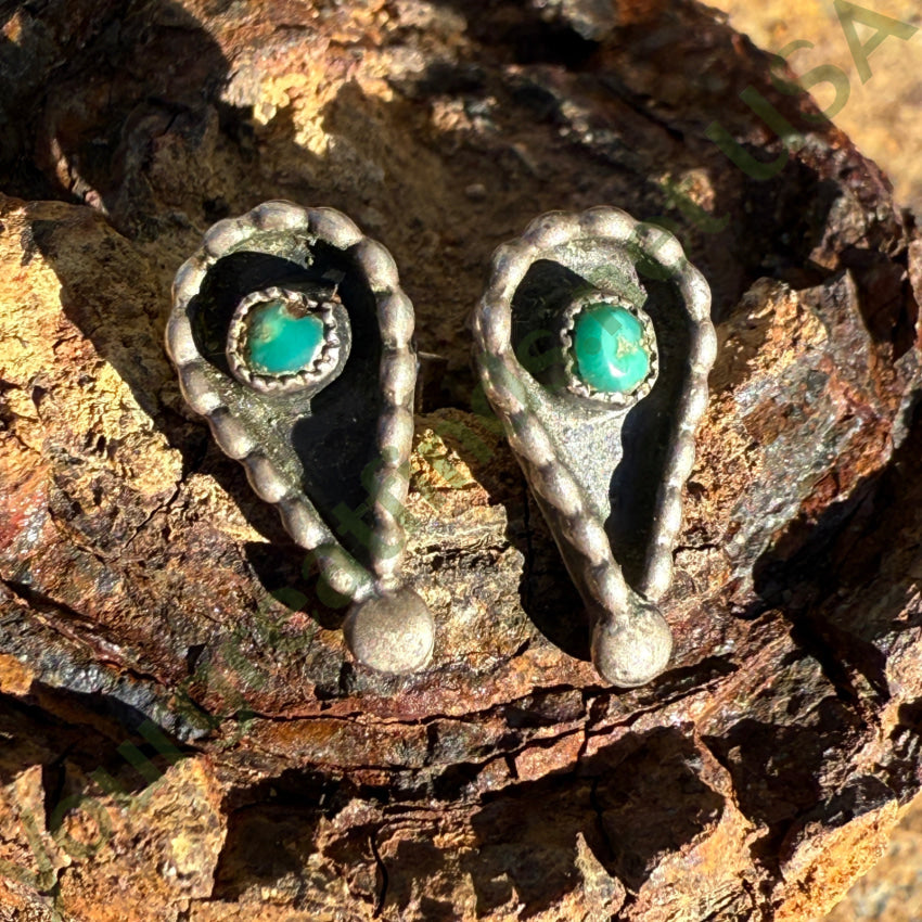 Vintage Zuni Green Snake Eye Turquoise Pierced Post Earrings 925 earrings